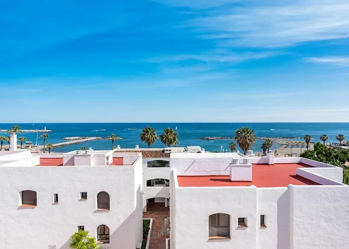 Frontline Mediterranean Escape Apartment *