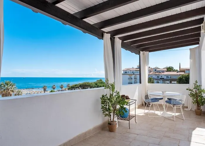 Frontline Mediterranean Escape Apartment *