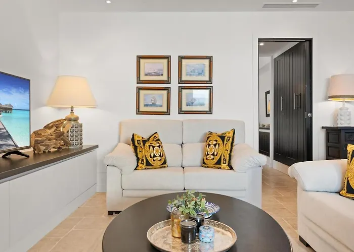 Frontline Mediterranean Escape Apartment Marbella